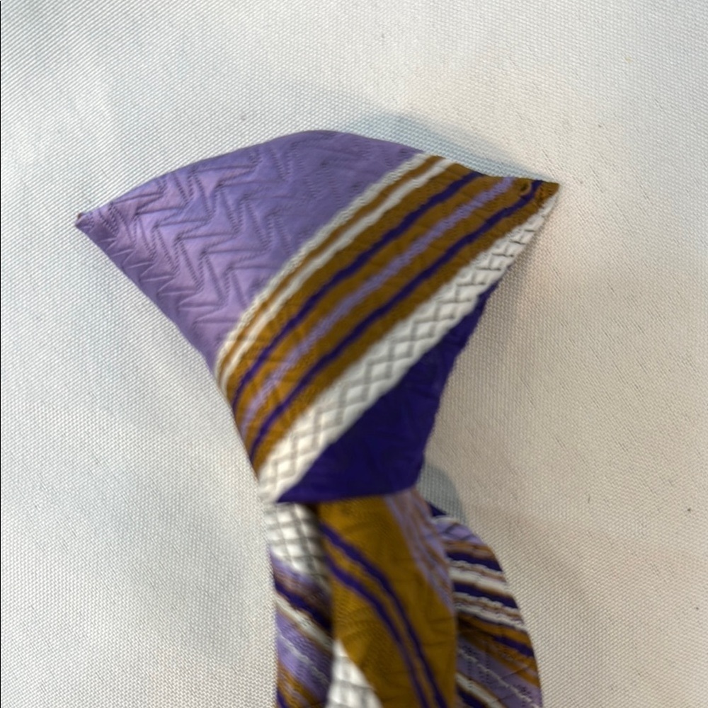 Vintage 1970’s Andhurst Men’s Clip-On, Snapped(TM), Striped Tie, Purple&Gold - Picture 6 of 14